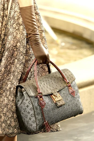 Look 7